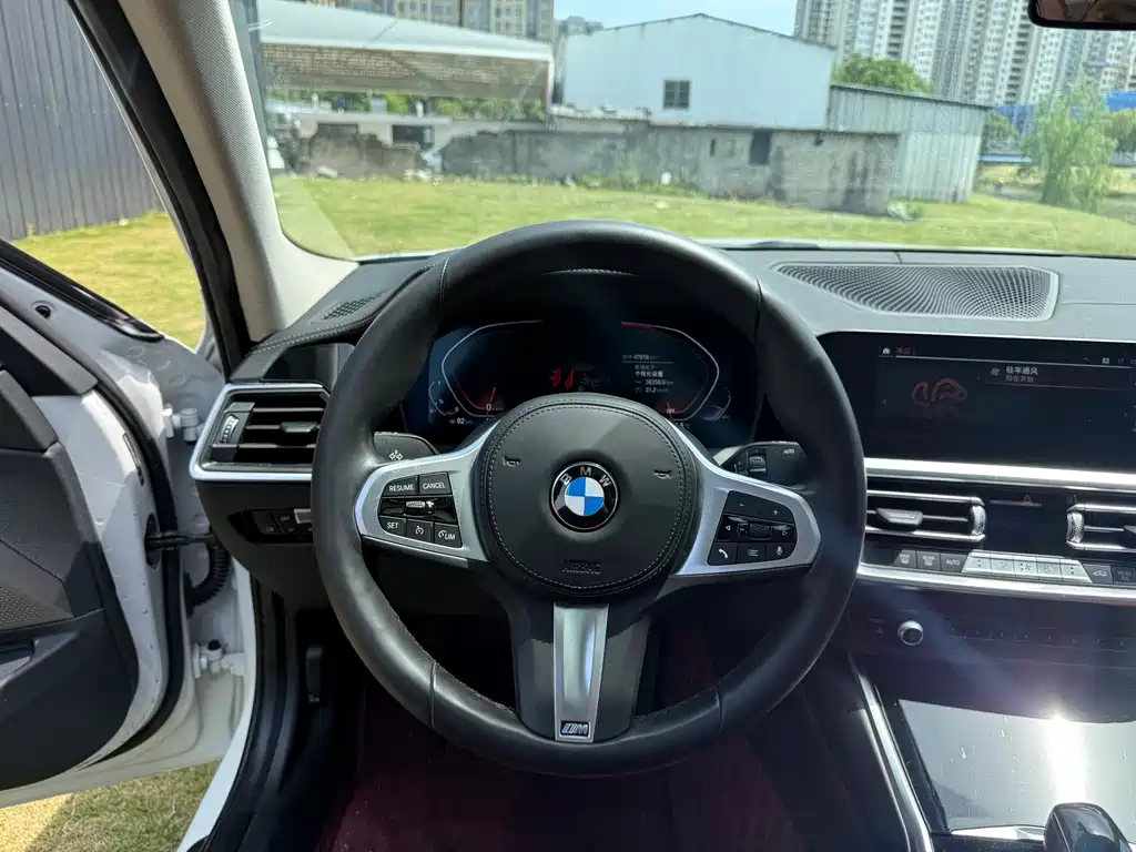 BMW 3 Series 2021 — фото 10