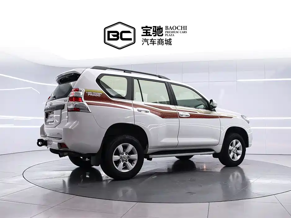 Toyota Prado 2017 — фото 3