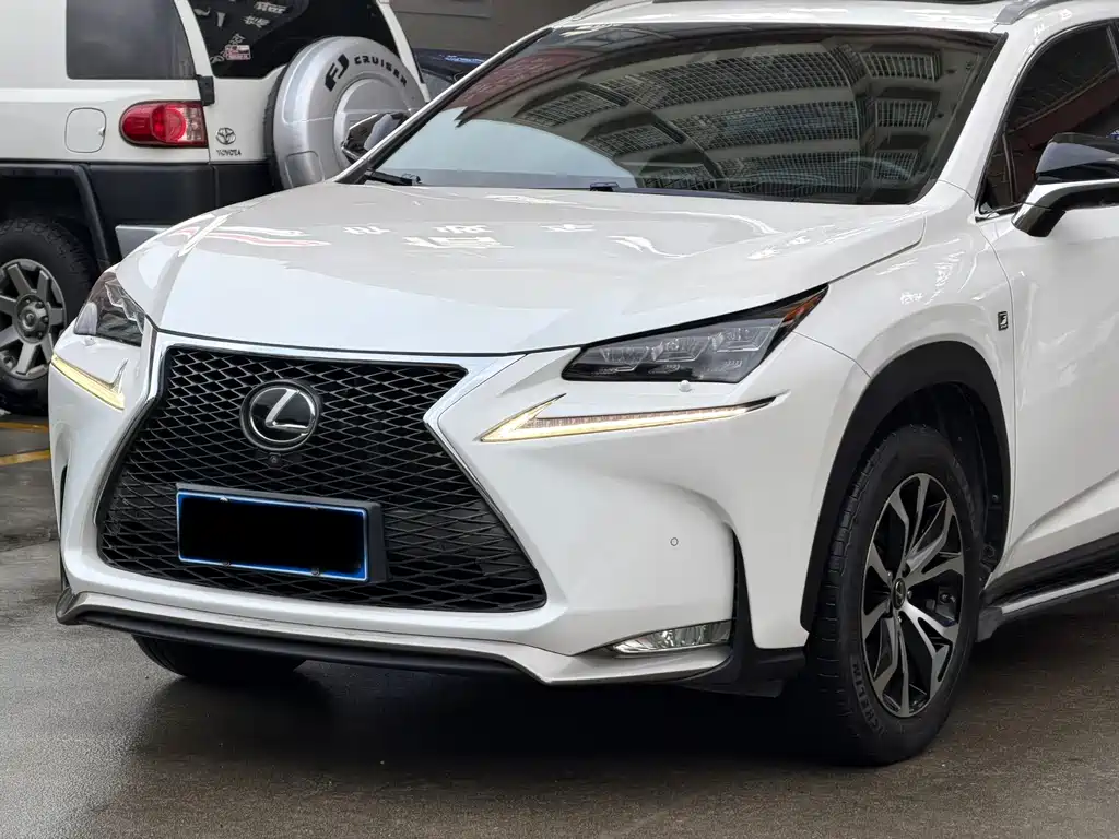 Lexus NX 2015 — фото 5