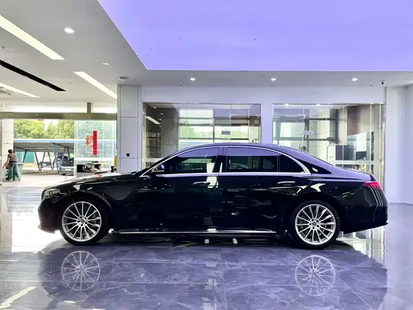 Mercedes-Benz S-Class 2022