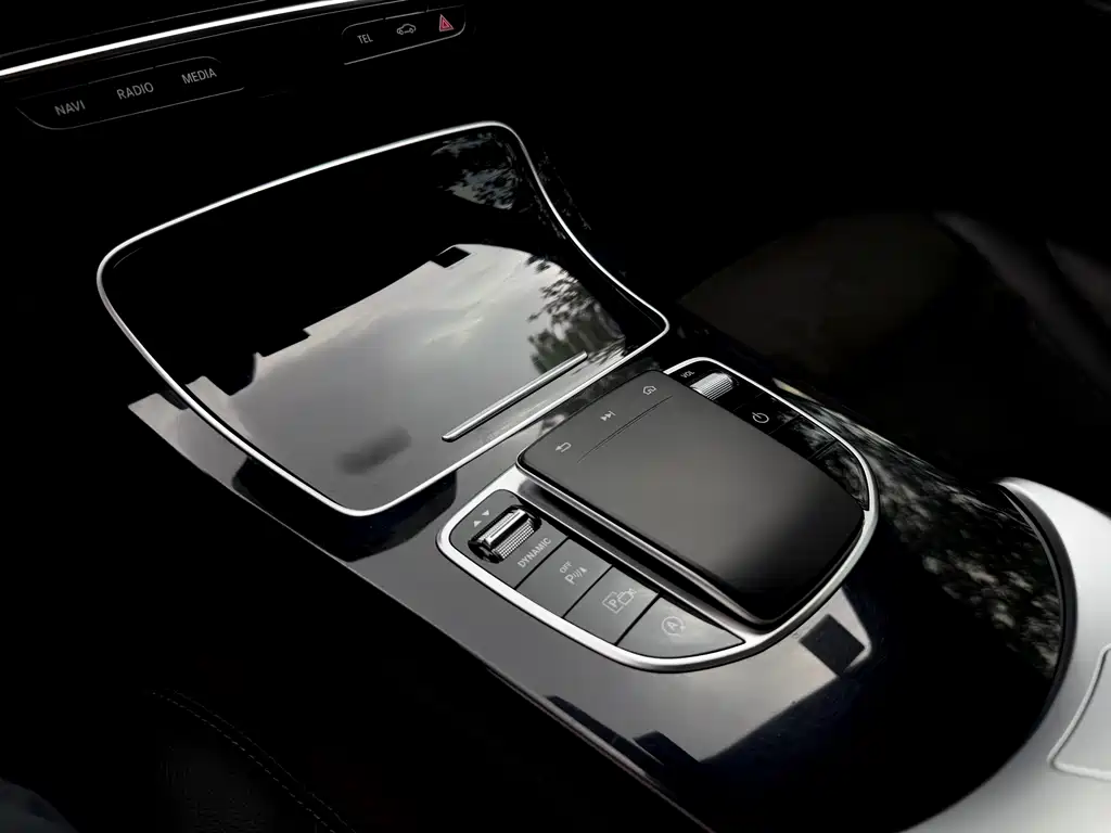 Mercedes-Benz C-Class 2019