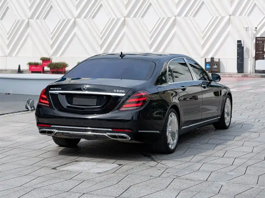 Mercedes-Benz Maybach S-Class 2020