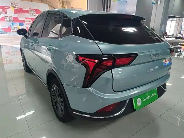 Neta V 2022