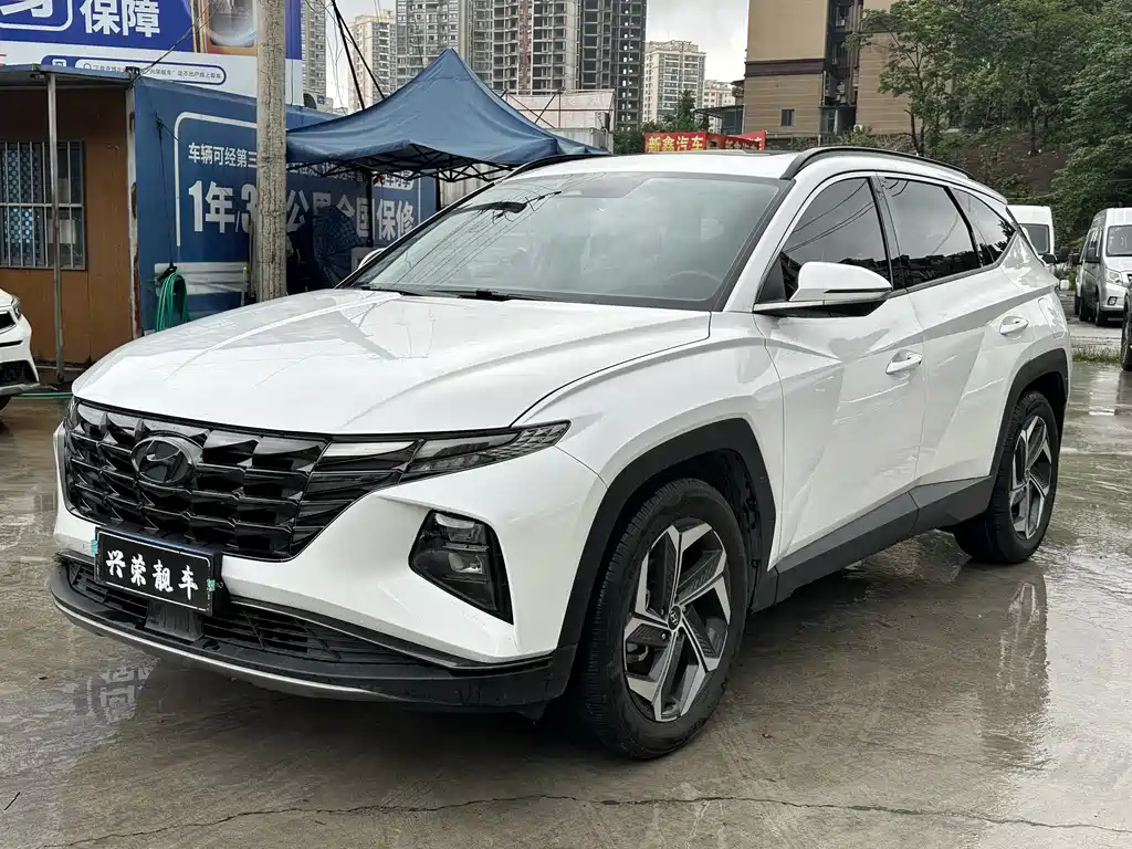 Hyundai Tucson 2022 — фото 1