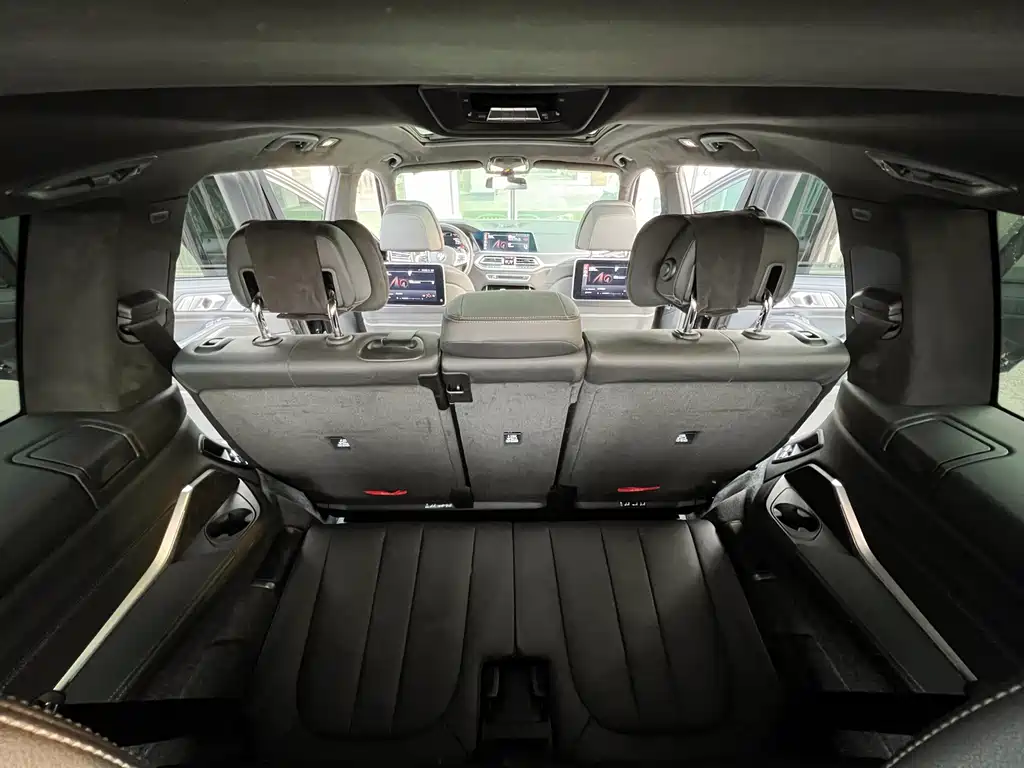 BMW X7 2020 — фото 20