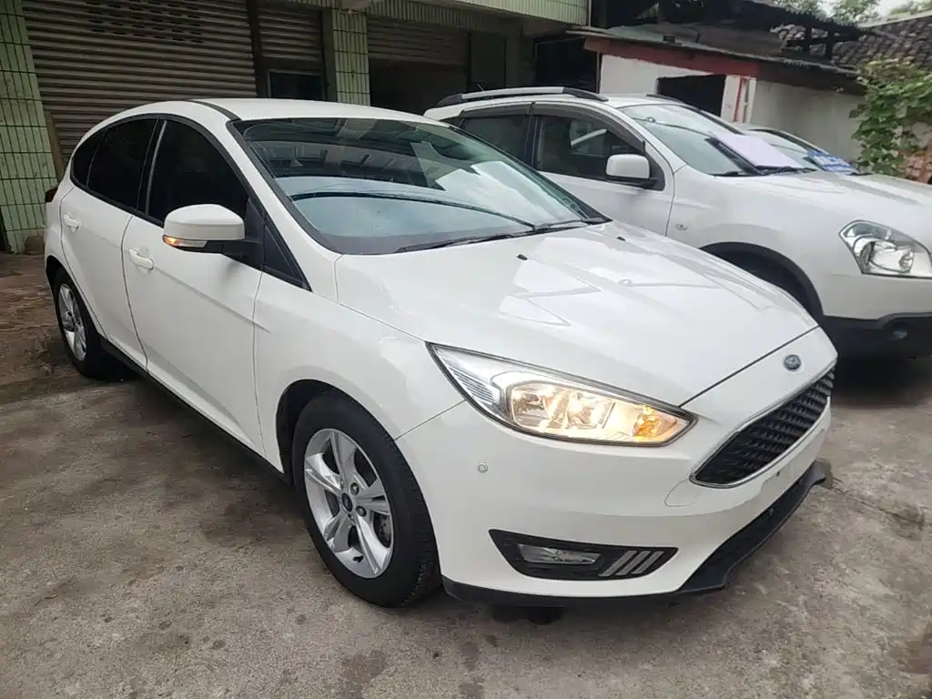 Ford Focus 2016 — фото 4