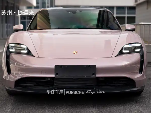 Porsche Taycan 2021