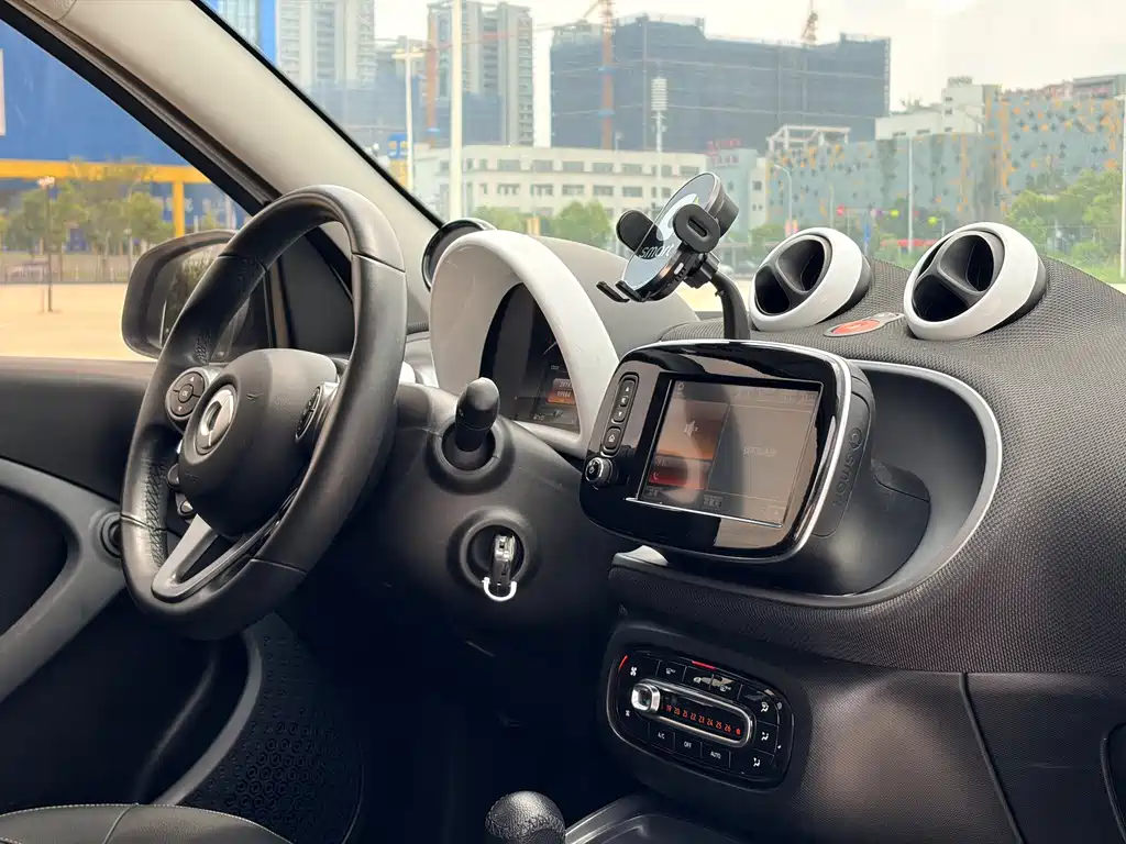 smart Forfour 2018 — фото 13