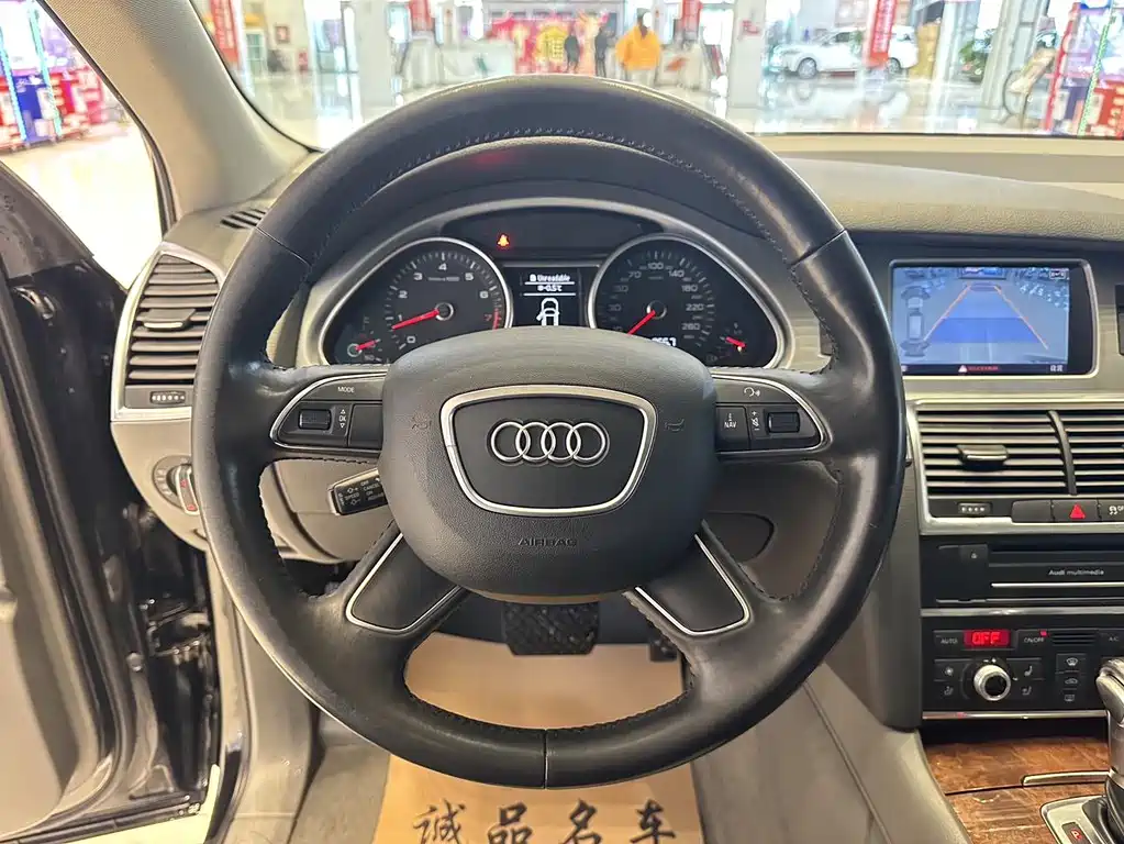 Audi Q7 2013 — фото 12