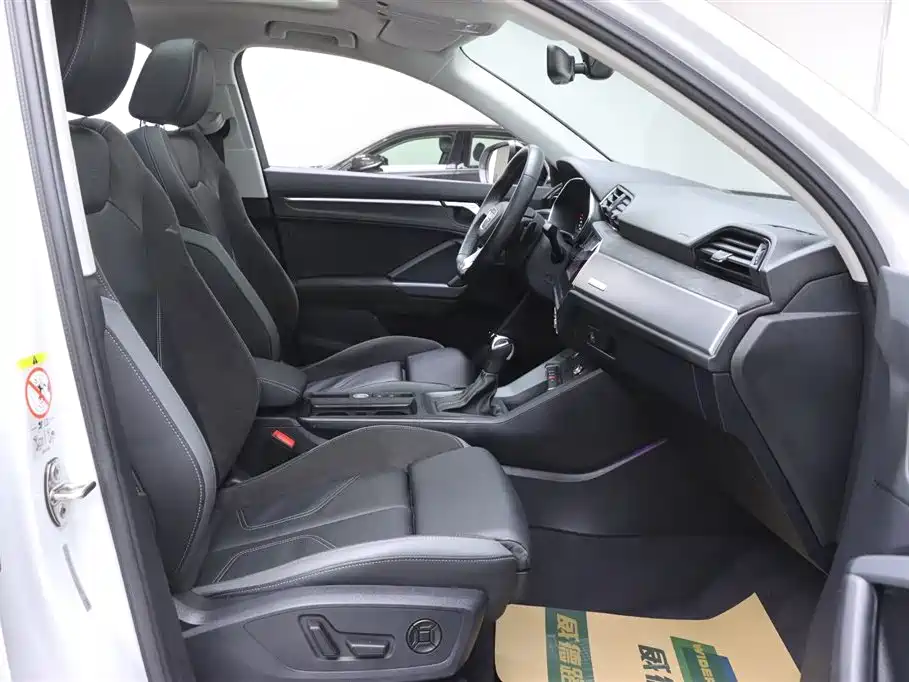 Audi Q3 Sportback 2022 — фото 18