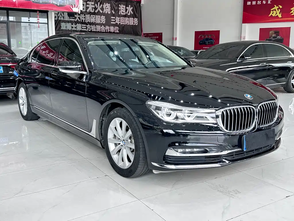BMW 7 Series 2017 — фото 3