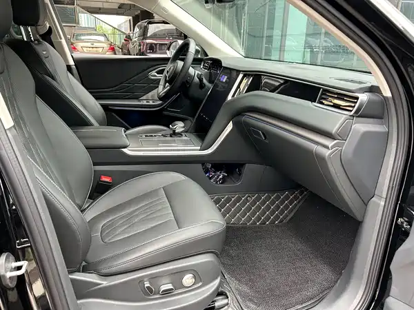 Hongqi HS7 PHEV 2024
