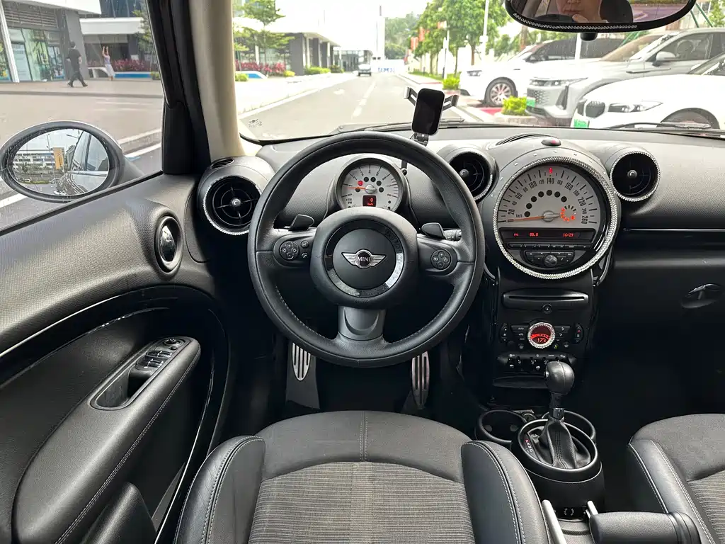 MINI Countryman 2013 — фото 13