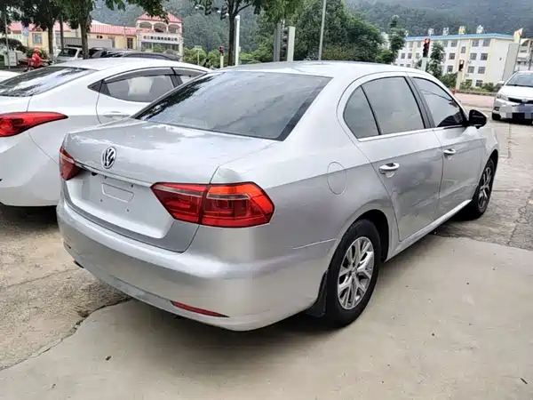 Volkswagen Lavida 2014