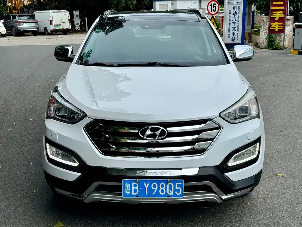 Hyundai Santa Fe 2014 — фото 2
