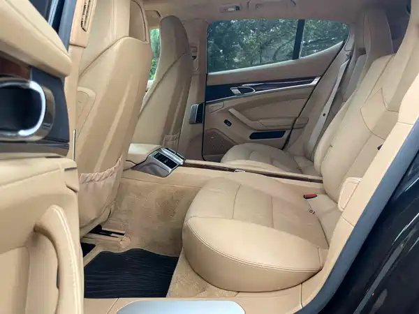 Porsche Panamera 2013