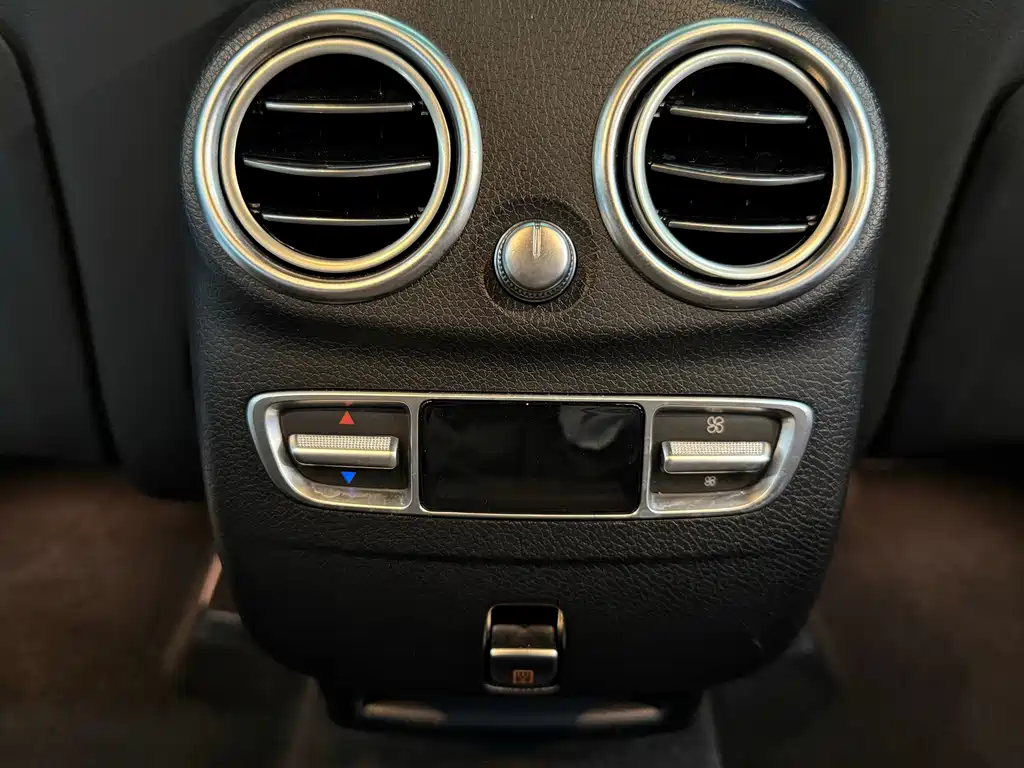 Mercedes-Benz GLC 2021 — фото 17