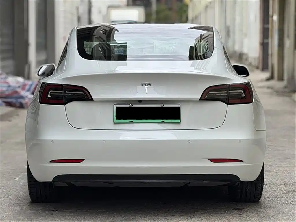 Tesla Model 3 2020 — фото 17
