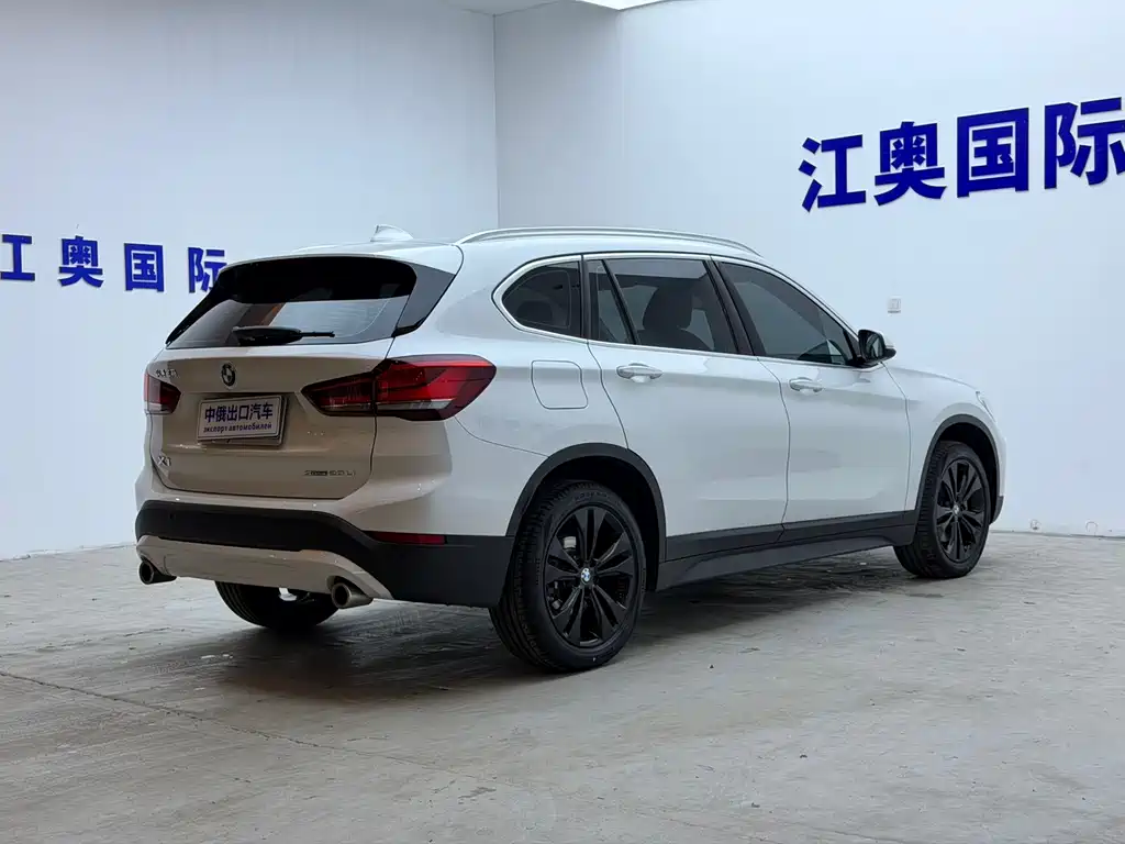 BMW X1 2023 — фото 19