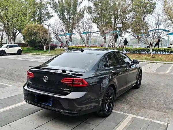 Volkswagen Lamando 2021