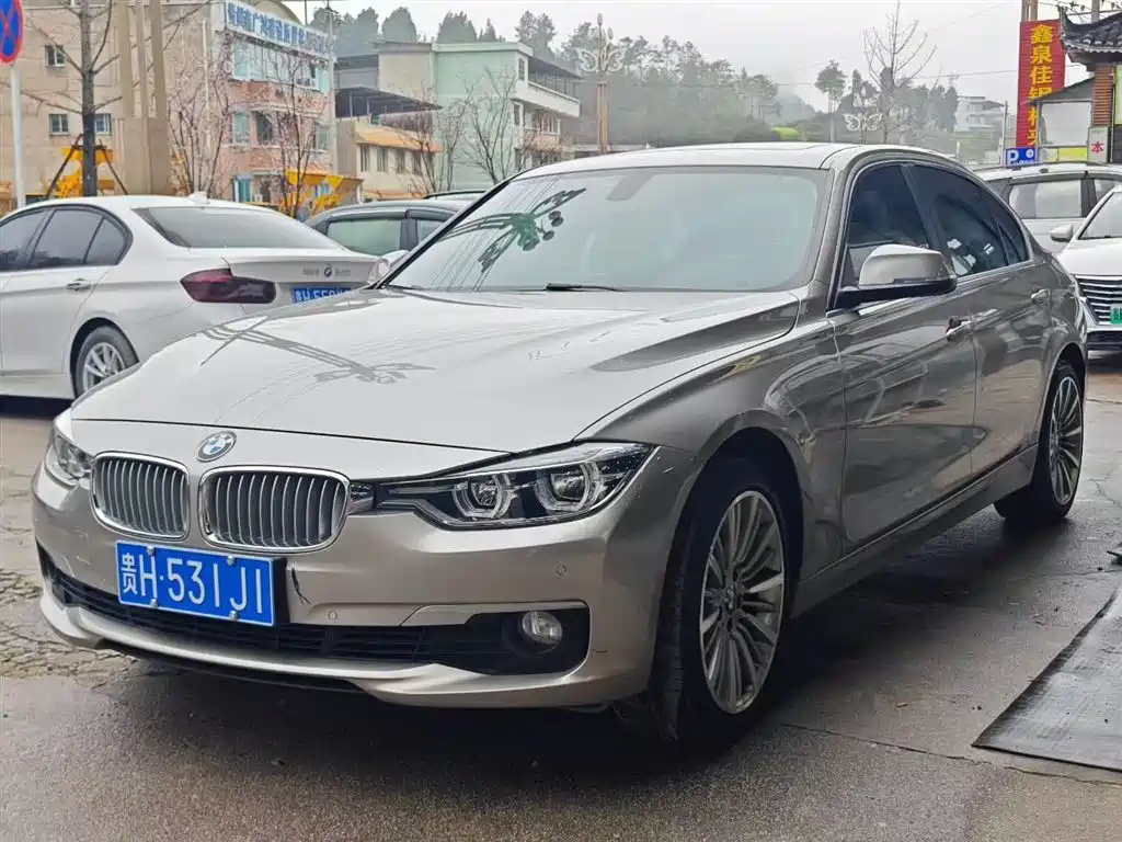 BMW 3 Series 2019 — фото 1
