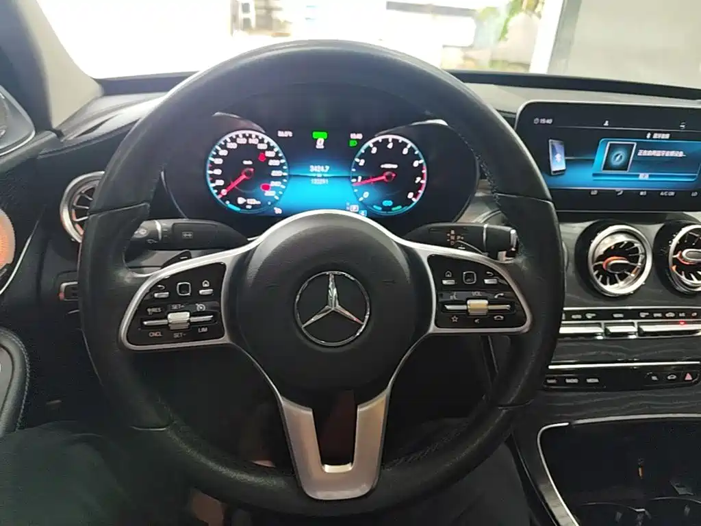 Mercedes-Benz C-Class 2019 — фото 11