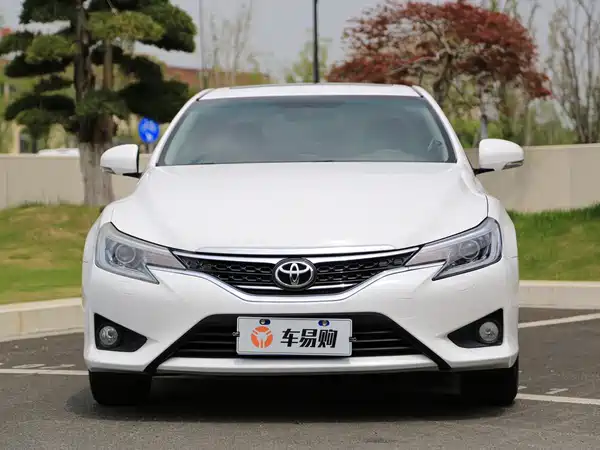 Toyota Reiz 2016