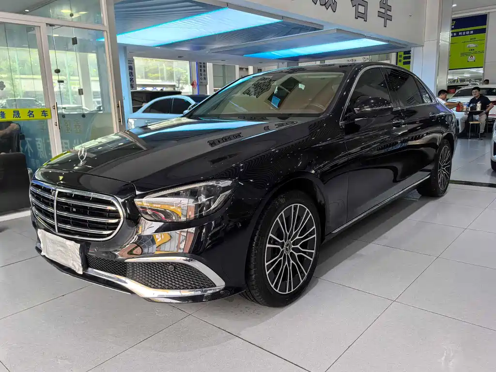 Mercedes-Benz E-Class 2021