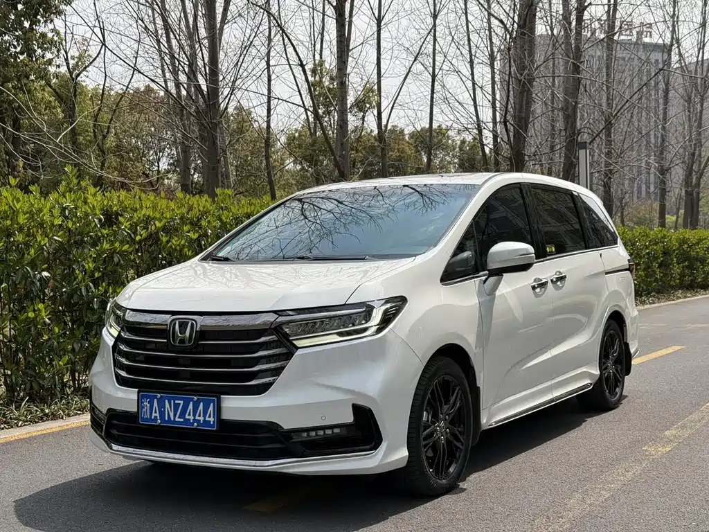 Honda Odyssey 2022 — фото 1