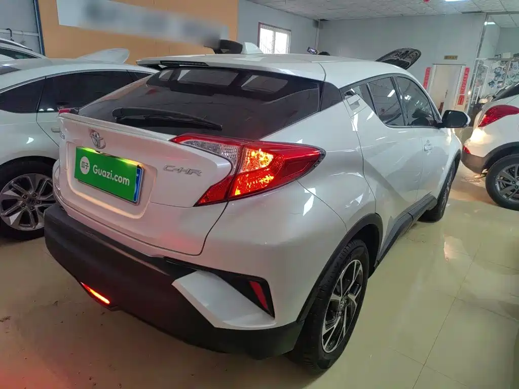 Toyota C-HR 2021