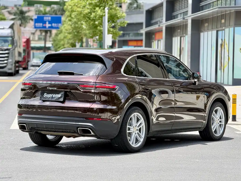 Porsche Cayenne 2018 — фото 9