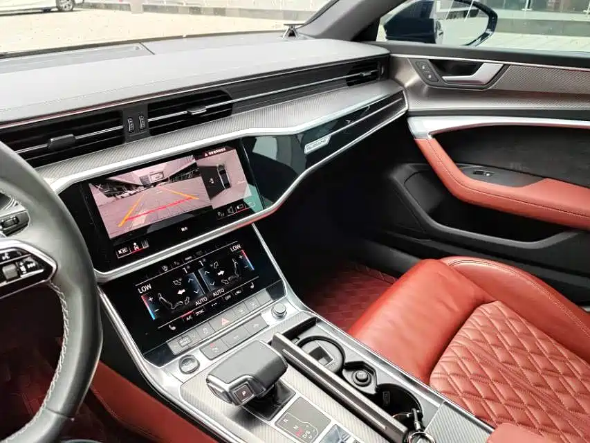 Audi A7L 2024 — фото 5