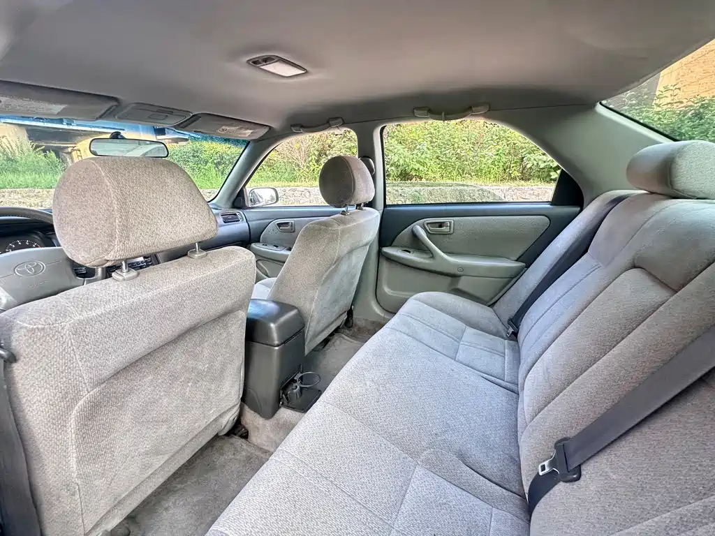 Toyota Camry 2001 — фото 10