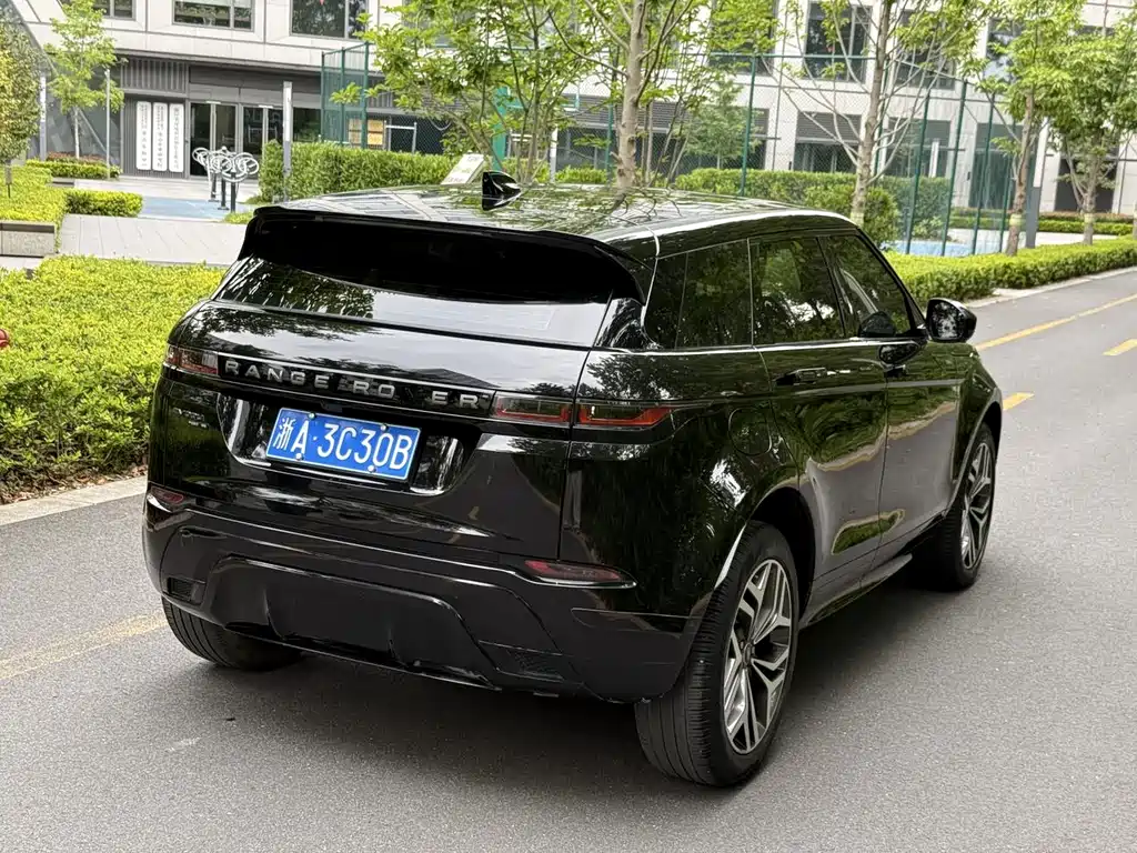 Land Rover Evoque 2021 — фото 2