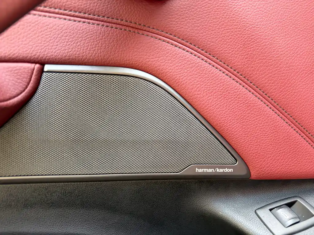 BMW 5 Series 2019 — фото 18