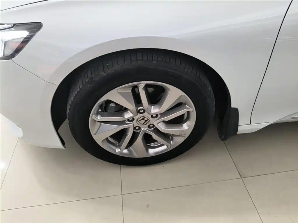 Honda Accord 2021 — фото 23