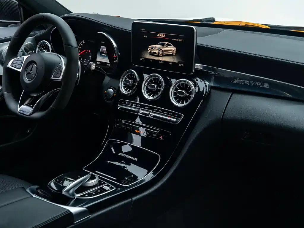 Mercedes-Benz C-Class AMG 2016 — фото 17