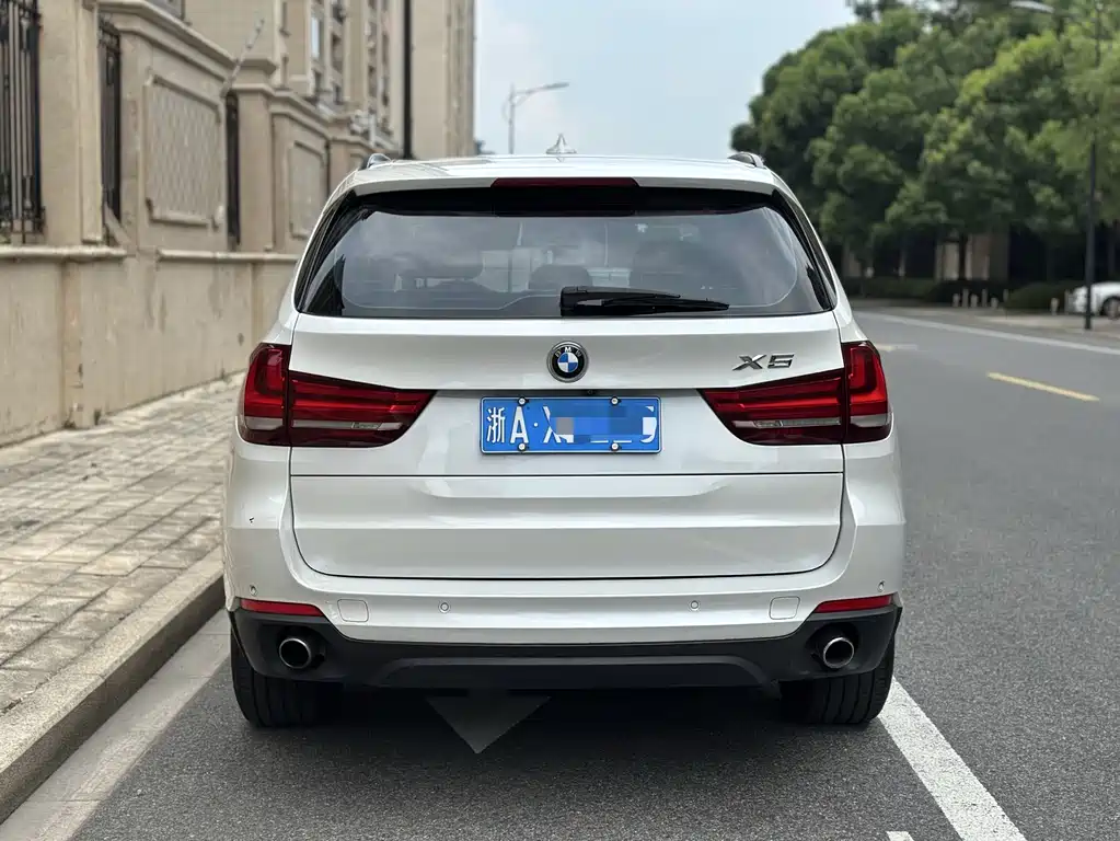 BMW X5 2015 — фото 17