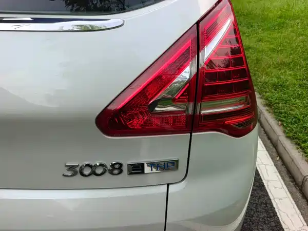 Peugeot 3008 2016