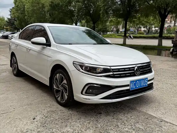 Volkswagen Bora 2023