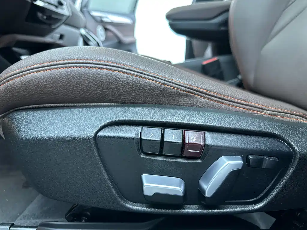 BMW X2 2021 — фото 14