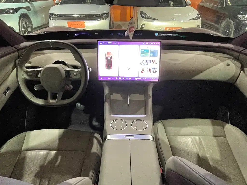 Xiaomi YU7 2025
