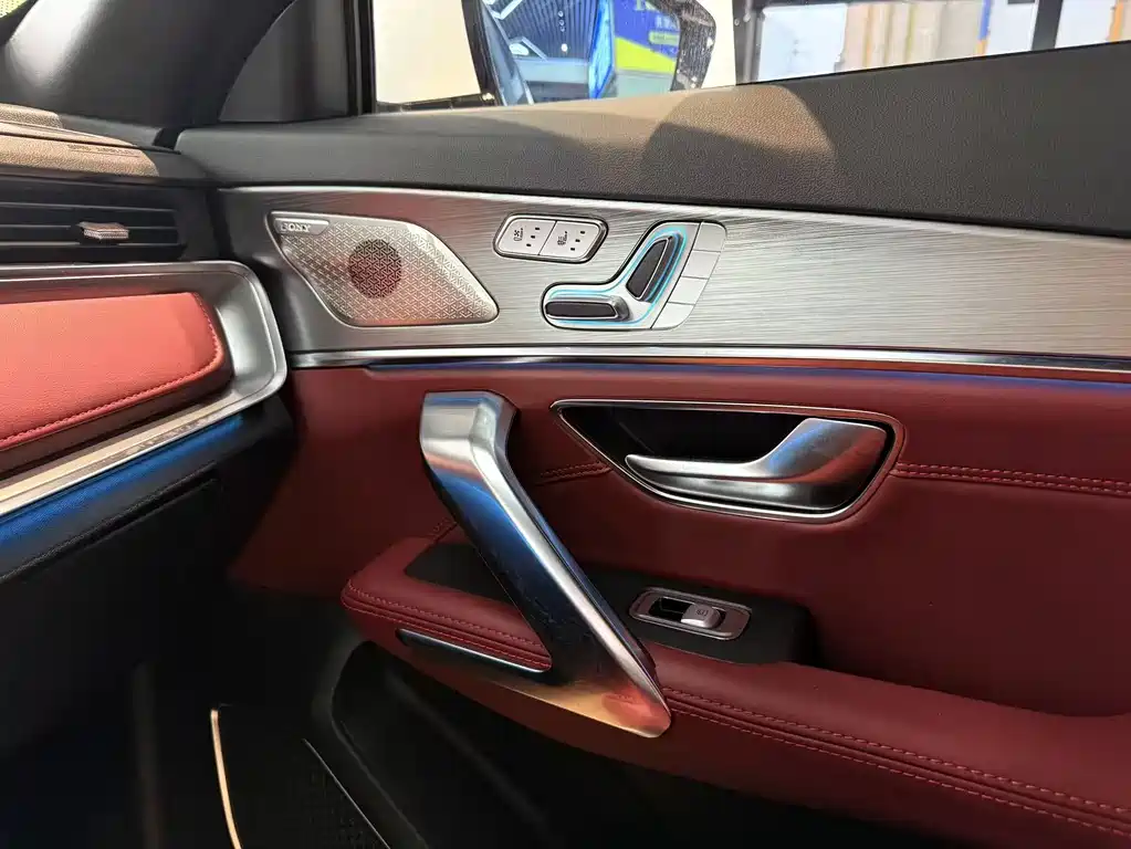 Jetour X70 PLUS 2023 — фото 15