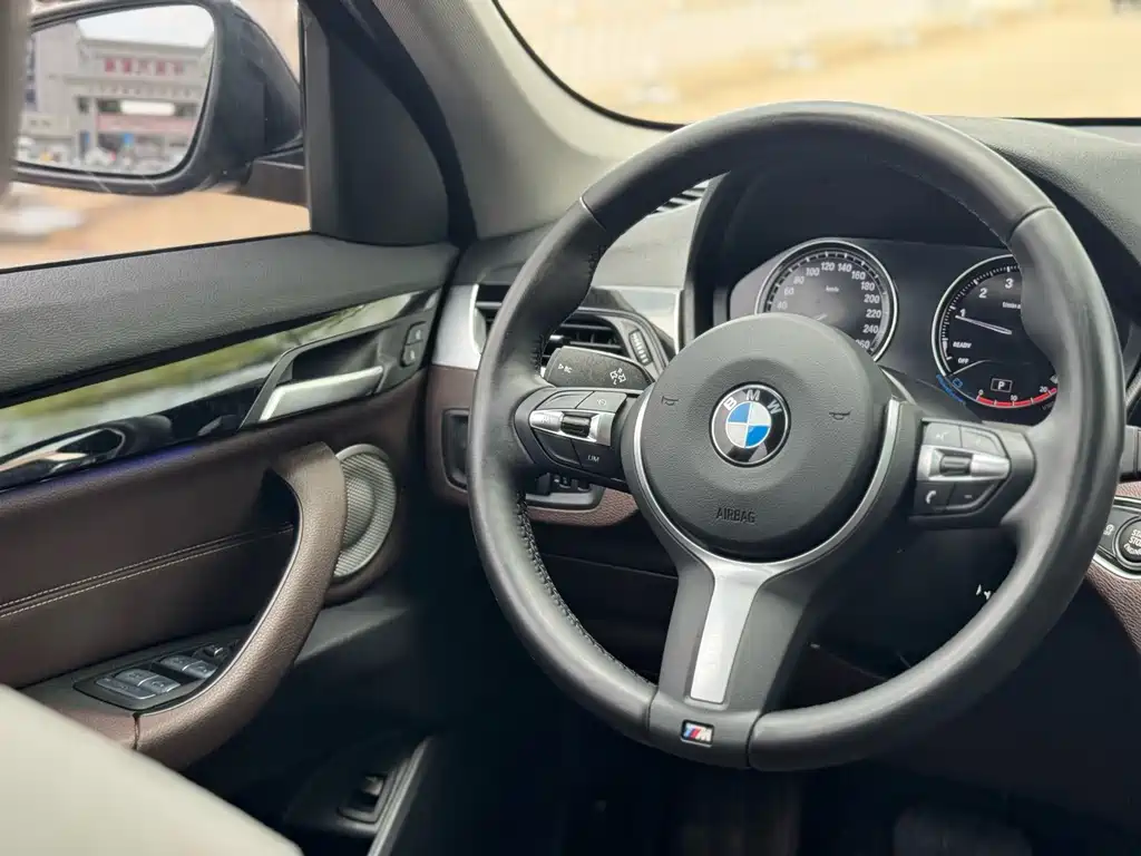 BMW X1 2023 — фото 15