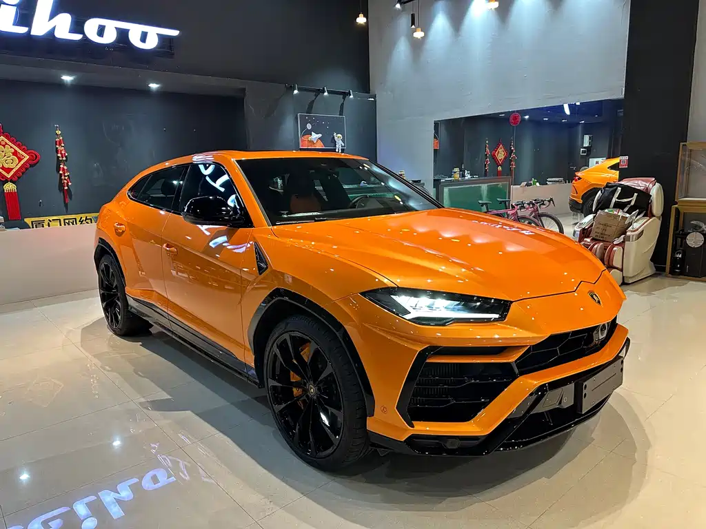 Lamborghini Urus 2023