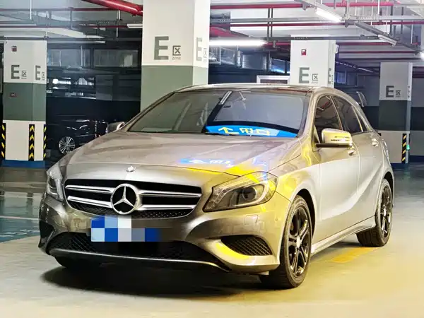 Mercedes-Benz A-Class 2015