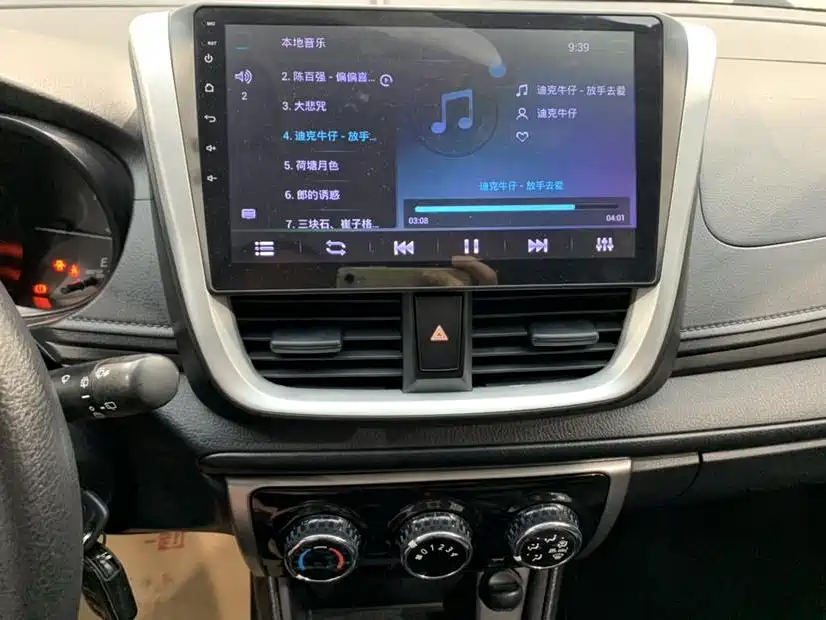 Toyota Yaris L 2019 — фото 14