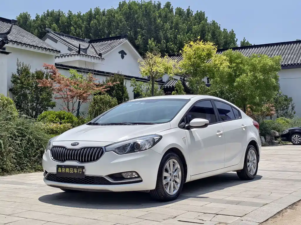 Kia K3 2015