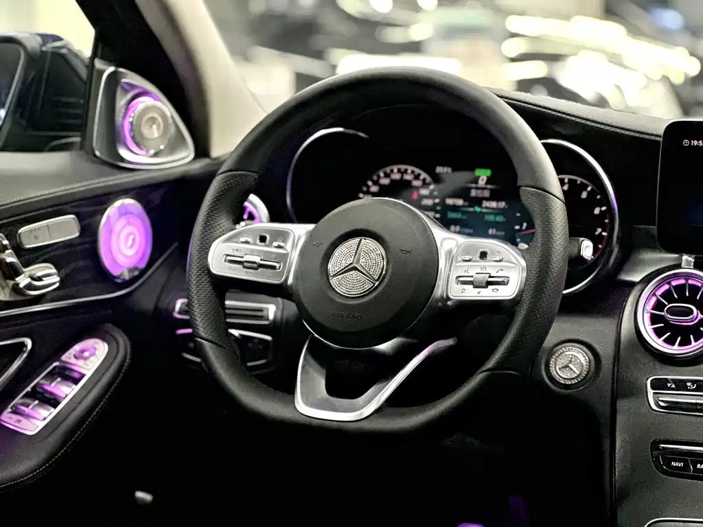 Mercedes-Benz C-Class 2020 — фото 9