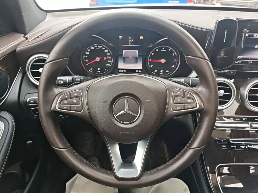 Mercedes-Benz GLC 2018